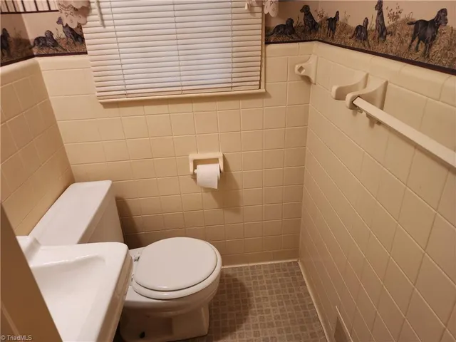 $317,800 | 865 Armory Road, North Wilkesboro, NC 28659