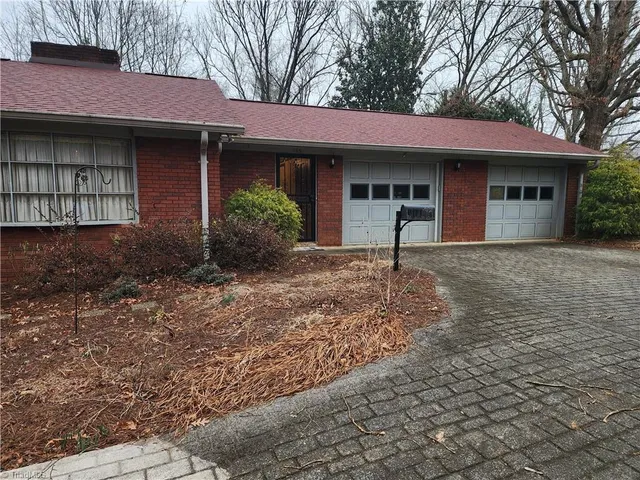 $317,800 | 865 Armory Road, North Wilkesboro, NC 28659