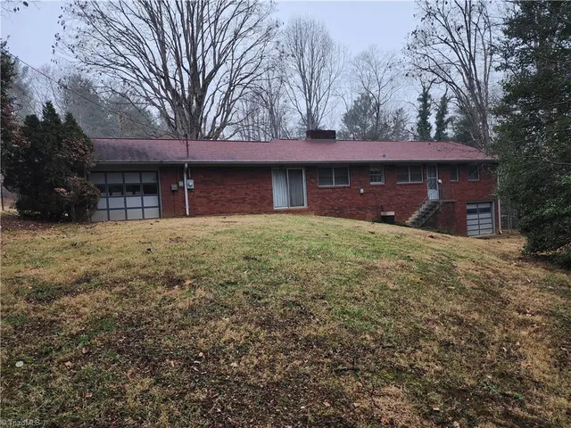 $317,800 | 865 Armory Road, North Wilkesboro, NC 28659
