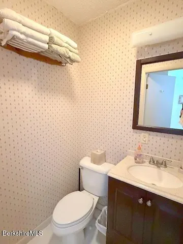 $308,000 | 11 Corey Road, Hancock, MA 01237