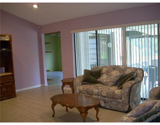 10669 Greenbriar Court Boca Raton, FL 33498 - Photo 4 of 9 Additional Photo