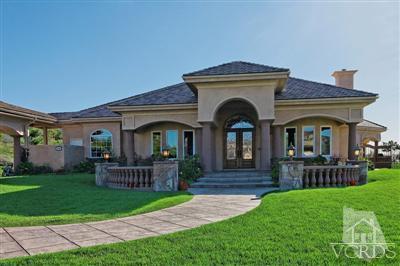 3402 Deep Waters Court Simi Valley, CA 93065 - Photo 4 of 48 a front view of a house with garden