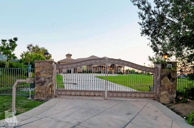 3402 Deep Waters Court Simi Valley, CA 93065 - Photo 31 of 48 a view of a wrought iron fences in front of house