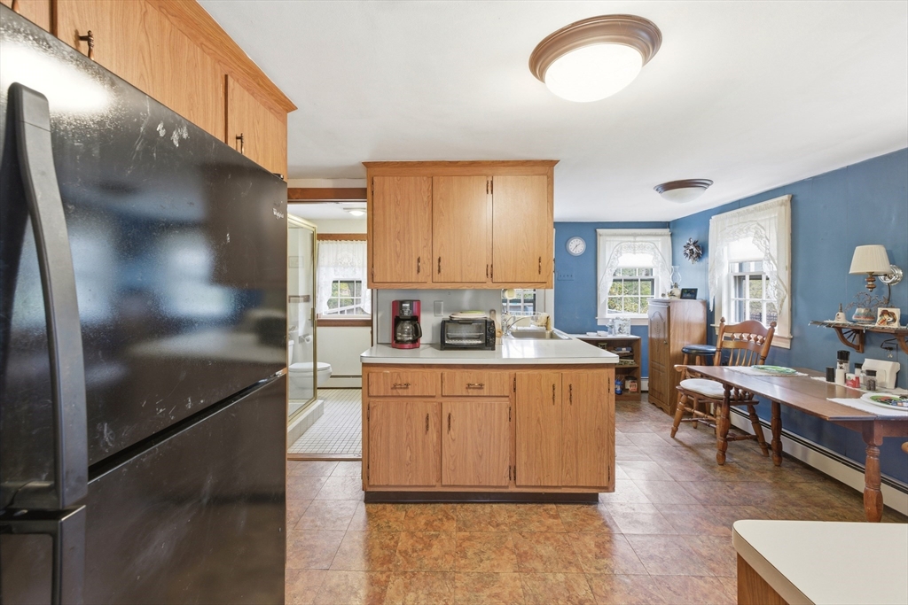 17 Evergreen Road Needham, MA 02494 - Photo 10 of 27