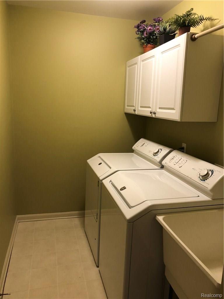 471 Cherry Grove Road Canton, MI 48188 - Photo 22 of 61 CAB3EE43-8409-4D0C-8C29-701097E92F6B.jpeg