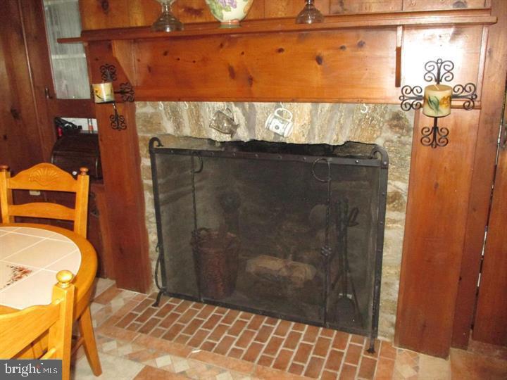 9020 Pine Road Philadelphia, PA 19115 - Photo 11 of 25