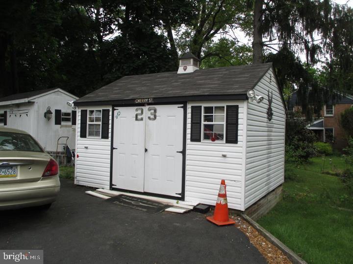 9020 Pine Road Philadelphia, PA 19115 - Photo 22 of 25