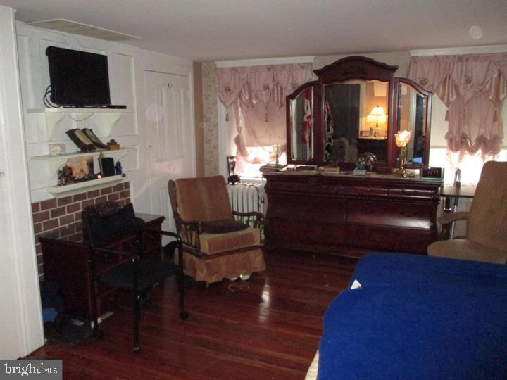 9020 Pine Road Philadelphia, PA 19115 - Photo 5 of 25