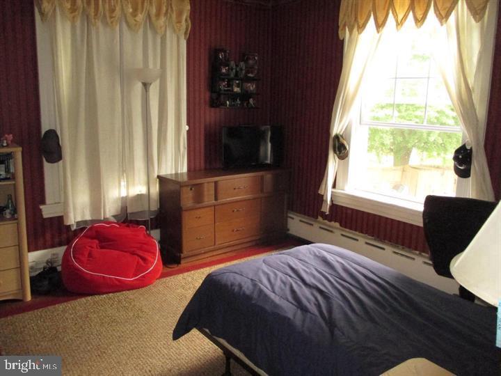 9020 Pine Road Philadelphia, PA 19115 - Photo 6 of 25
