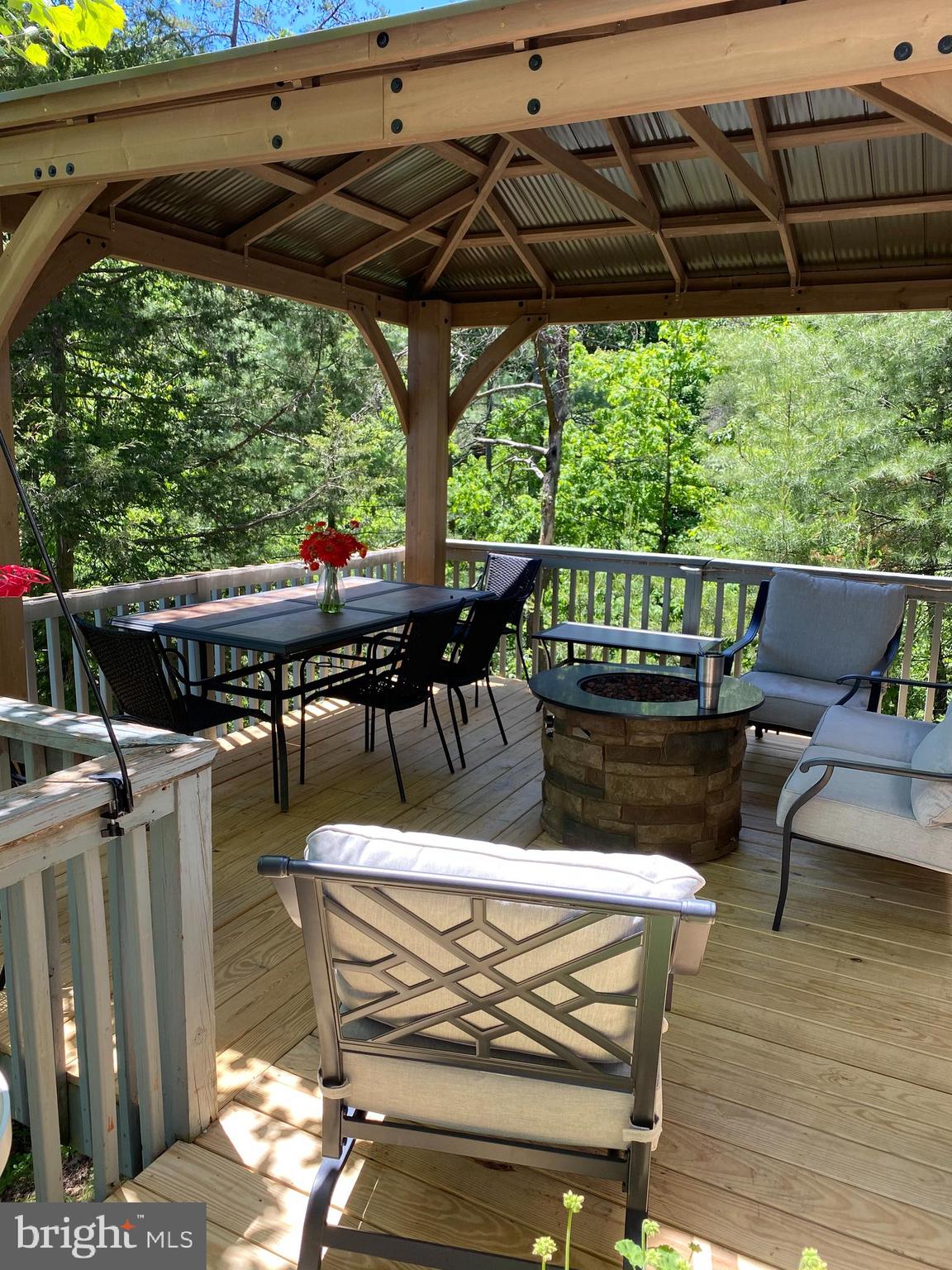 158 Ashby Road Basye, VA 22810 - Photo 4 of 17 Gallery Image 4