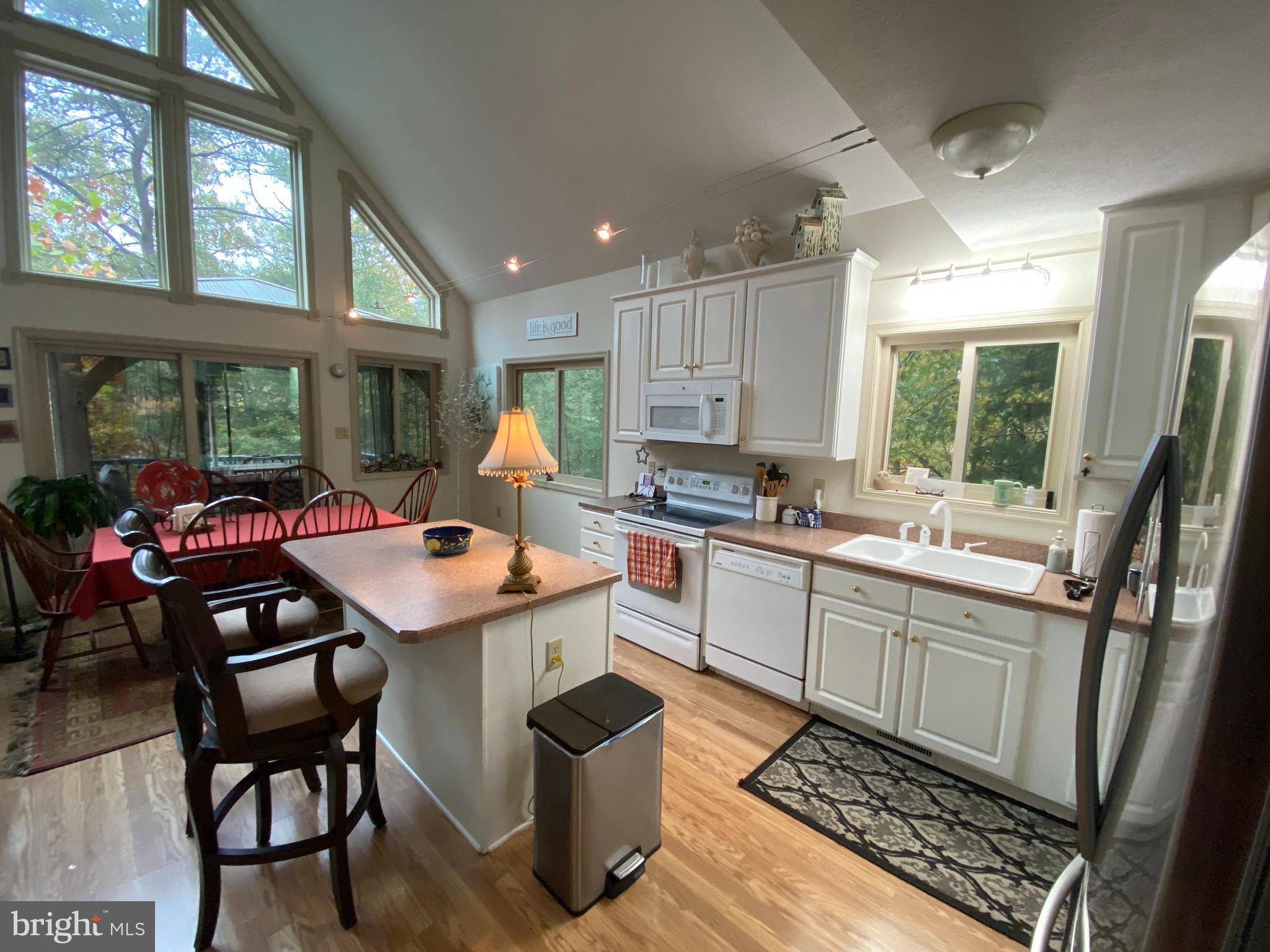 158 Ashby Road Basye, VA 22810 - Photo 6 of 17 Gallery Image 6