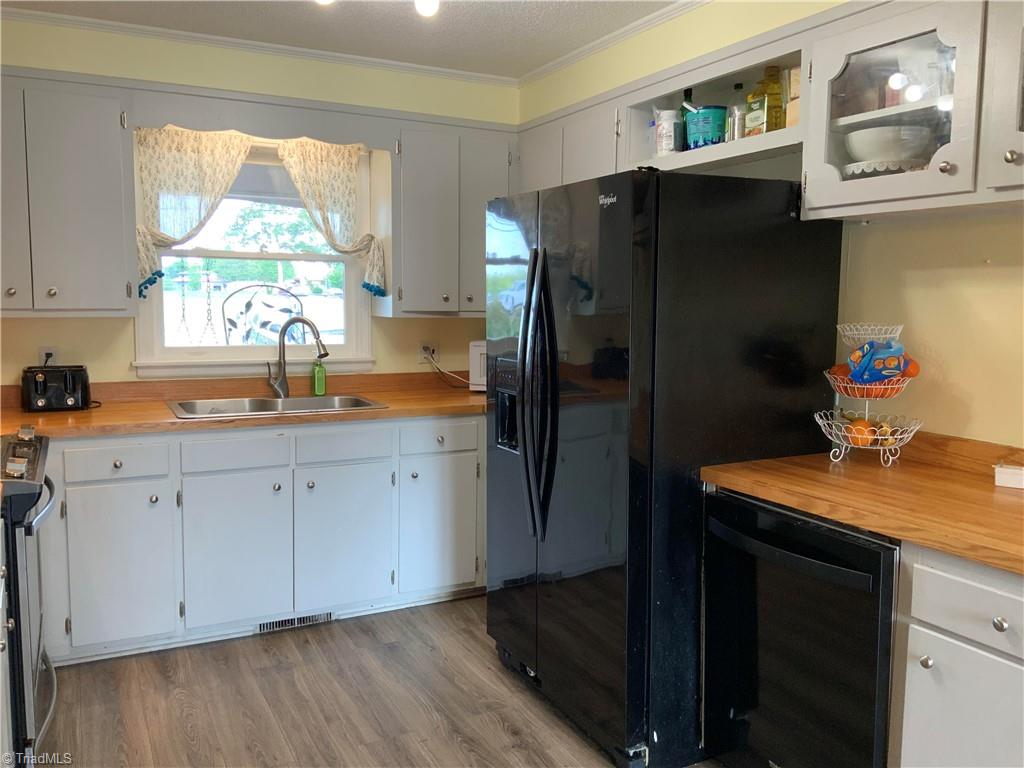 736 Roxboro Road Haw River, NC 27258 - Photo 7 of 18 Gallery Image 7