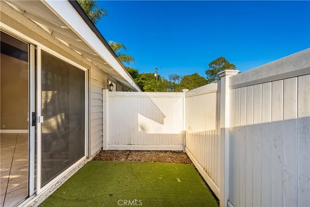 a view of an outdoor space