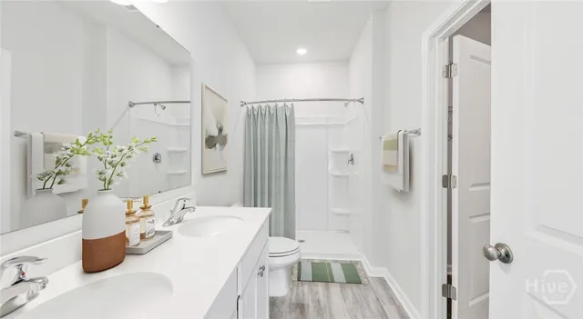 $2,300 | 2 Venice Place, Unit MANATEE, Pooler, GA 31322