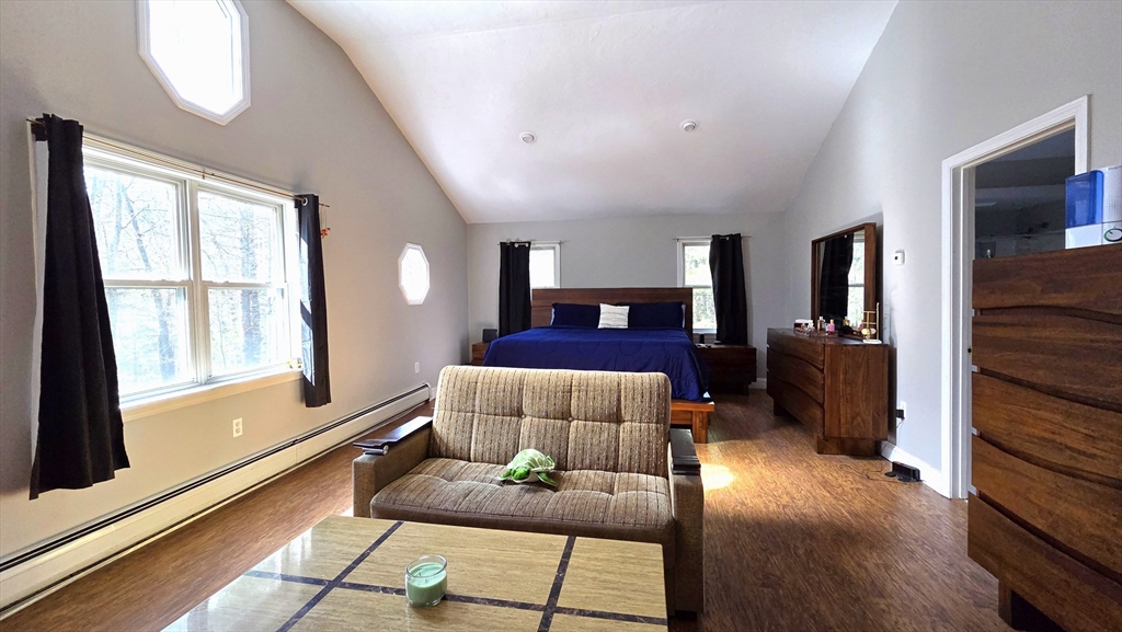 11 Walnut Street Douglas, MA 01516 - Photo 13 of 40