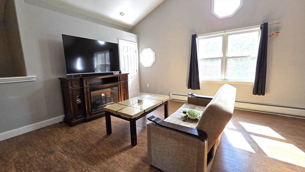 11 Walnut Street Douglas, MA 01516 - Photo 14 of 40