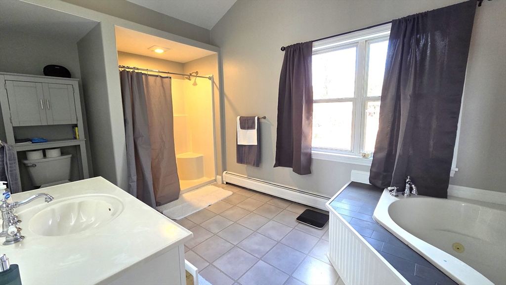 11 Walnut Street Douglas, MA 01516 - Photo 16 of 40