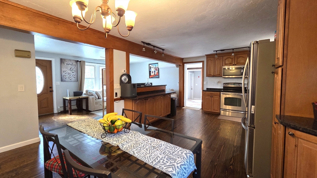 11 Walnut Street Douglas, MA 01516 - Photo 20 of 40