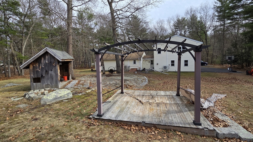 11 Walnut Street Douglas, MA 01516 - Photo 35 of 40