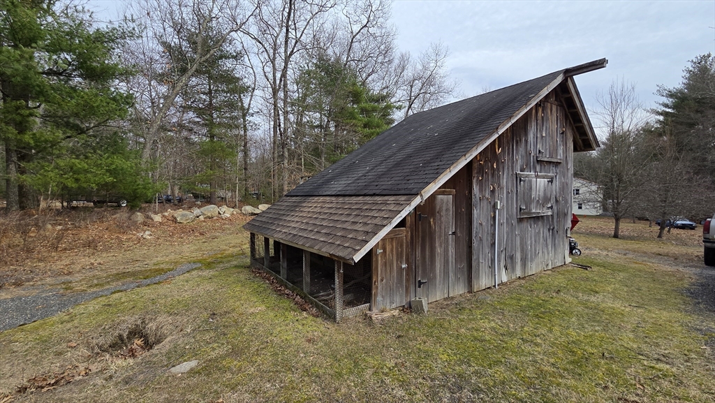 11 Walnut Street Douglas, MA 01516 - Photo 36 of 40