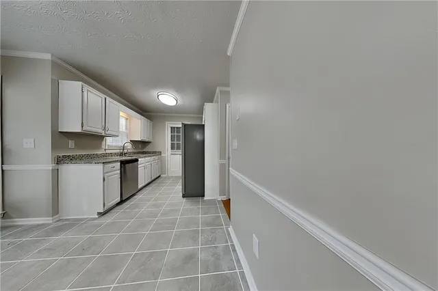 $2,200 | 3115 Pond Ridge Trail, Snellville, GA 30078