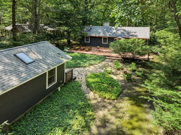 $679,000 | 7075 Horseshoe Drive, Harbert, MI 49115