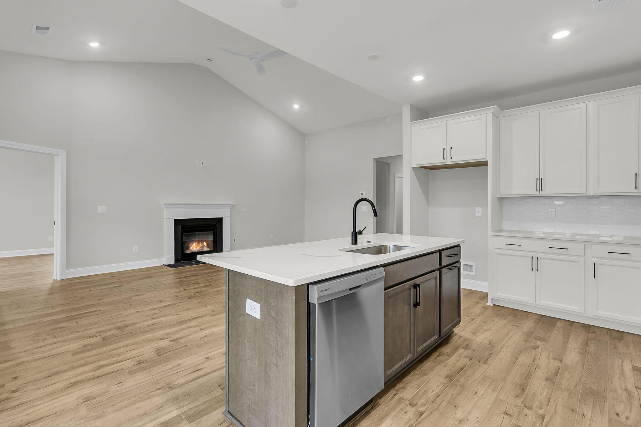 761 Maynard Lane Summerville, SC 29486 - Photo 16 of 45 CREM - 761 Maynard Ln-33