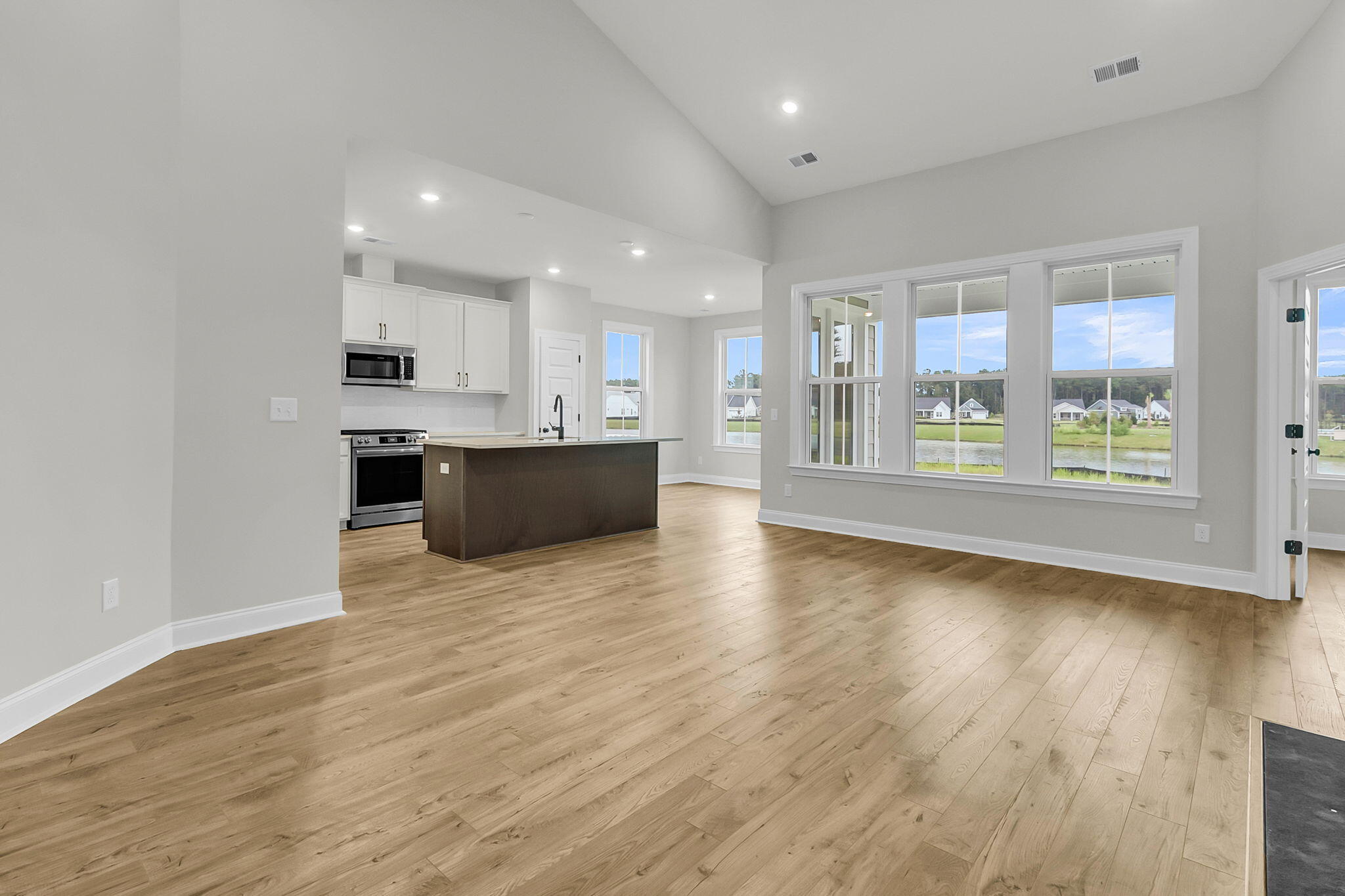 761 Maynard Lane Summerville, SC 29486 - Photo 4 of 45 CREM - 761 Maynard Ln-23