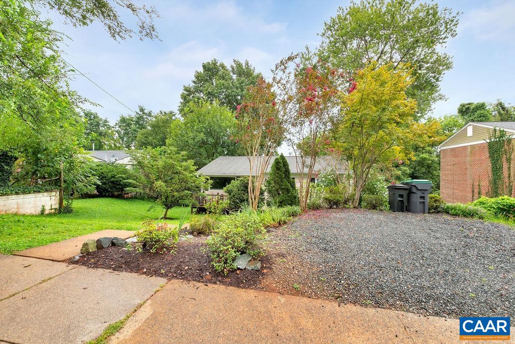 1414 Monticello Road Charlottesville, VA 22902 - Photo 17 of 48 Gallery Image 17