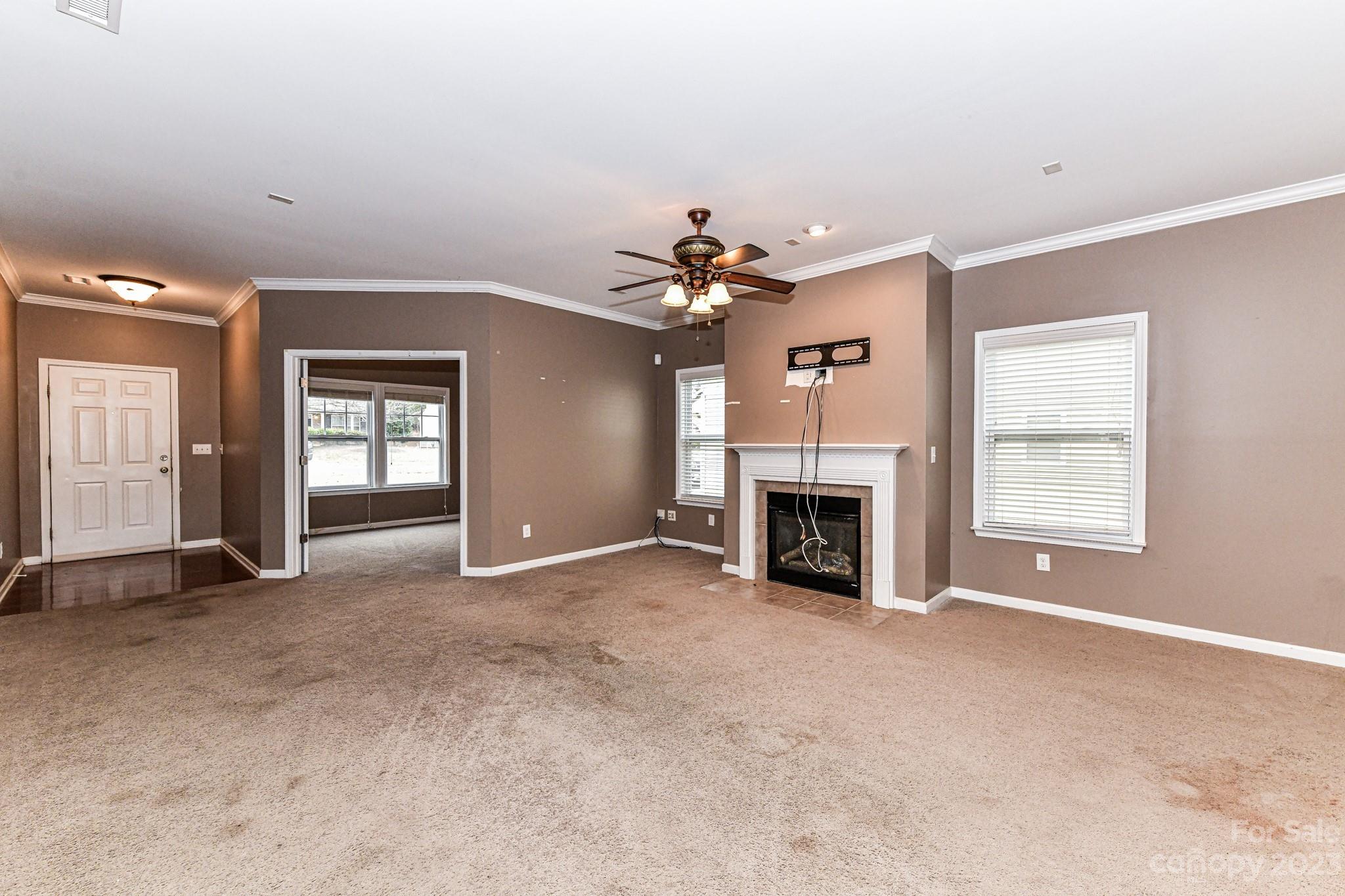 8410 Lustre Road Charlotte, NC 28215 - Photo 9 of 36 Gallery Image 9