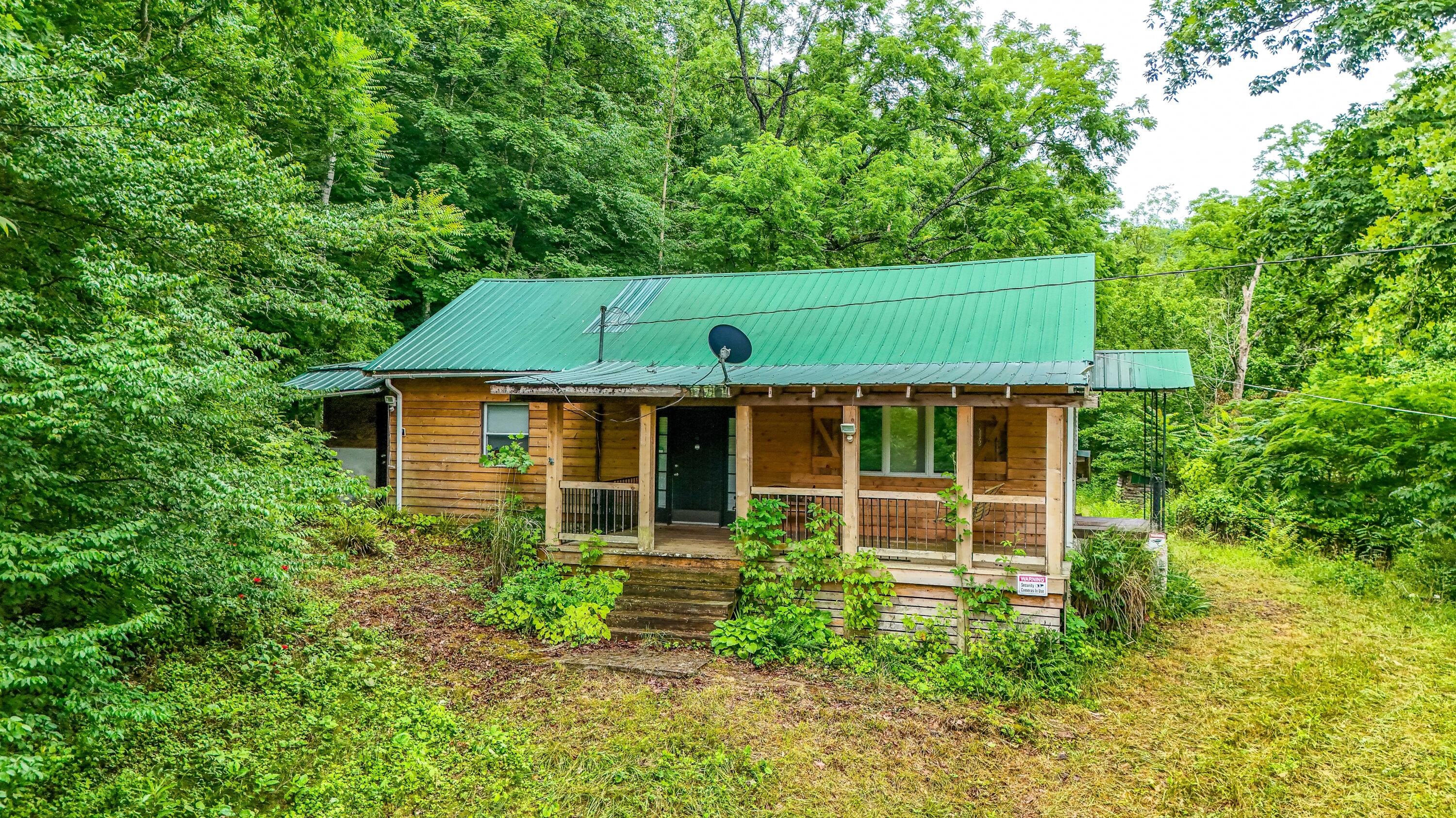 684 Lower Twin Road Jackson, KY 41339 - Photo 1 of 23 LightroomRealEstateEdits-3