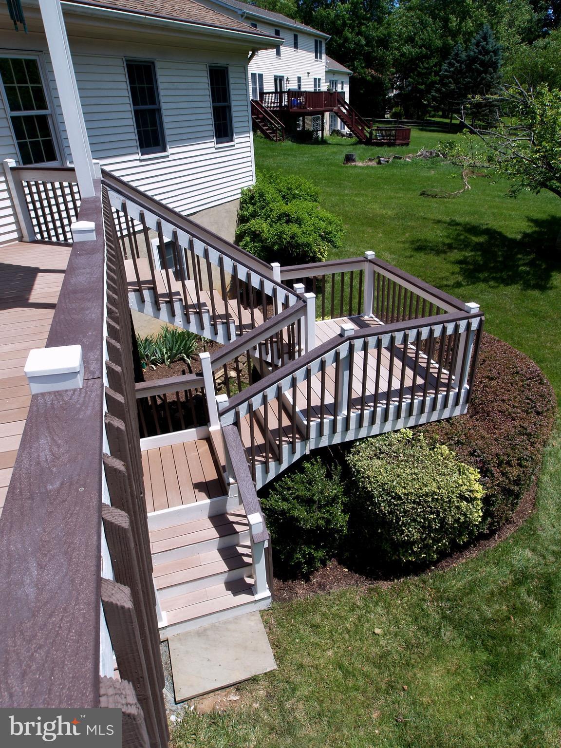 661 Bryants Nursery Road Silver Spring, MD 20905 - Photo 28 of 30 Deck