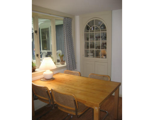 37 Minuteman Road Acton, MA 01720 - Photo 4 of 12 Gallery Image 4