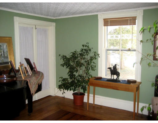 37 Minuteman Road Acton, MA 01720 - Photo 6 of 12 Gallery Image 6