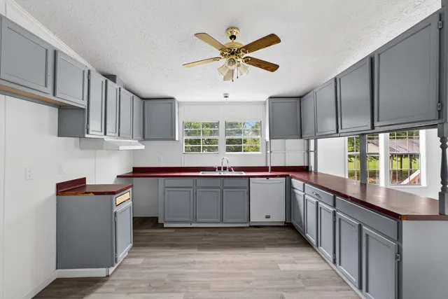 $265,000 | 699 Howell Hill Road, Flintville, TN 37335