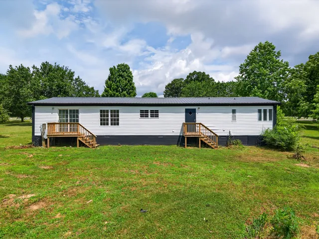 $265,000 | 699 Howell Hill Road, Flintville, TN 37335