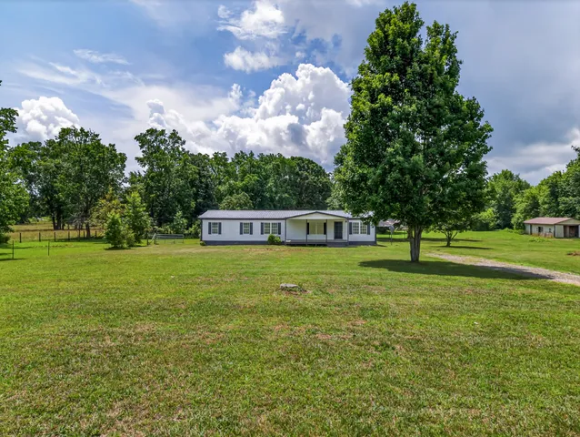 $265,000 | 699 Howell Hill Road, Flintville, TN 37335