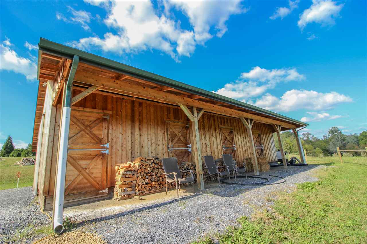 511 Rockfish Road Waynesboro, VA 22980 - Photo 38 of 44 Gallery Image 38