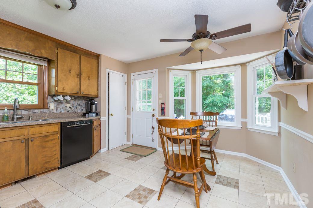 3520 Castlegate Drive Raleigh, NC 27616 - Photo 7 of 22