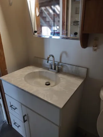 $1,650 | 2733 Dartmouth College Highway, Unit 6, Haverhill, NH 03774