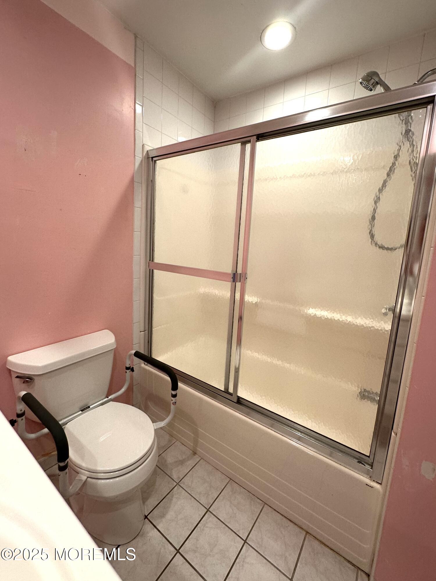 86 Jamestown Road, Unit C Freehold, NJ 07728 - Photo 17 of 32 Bath