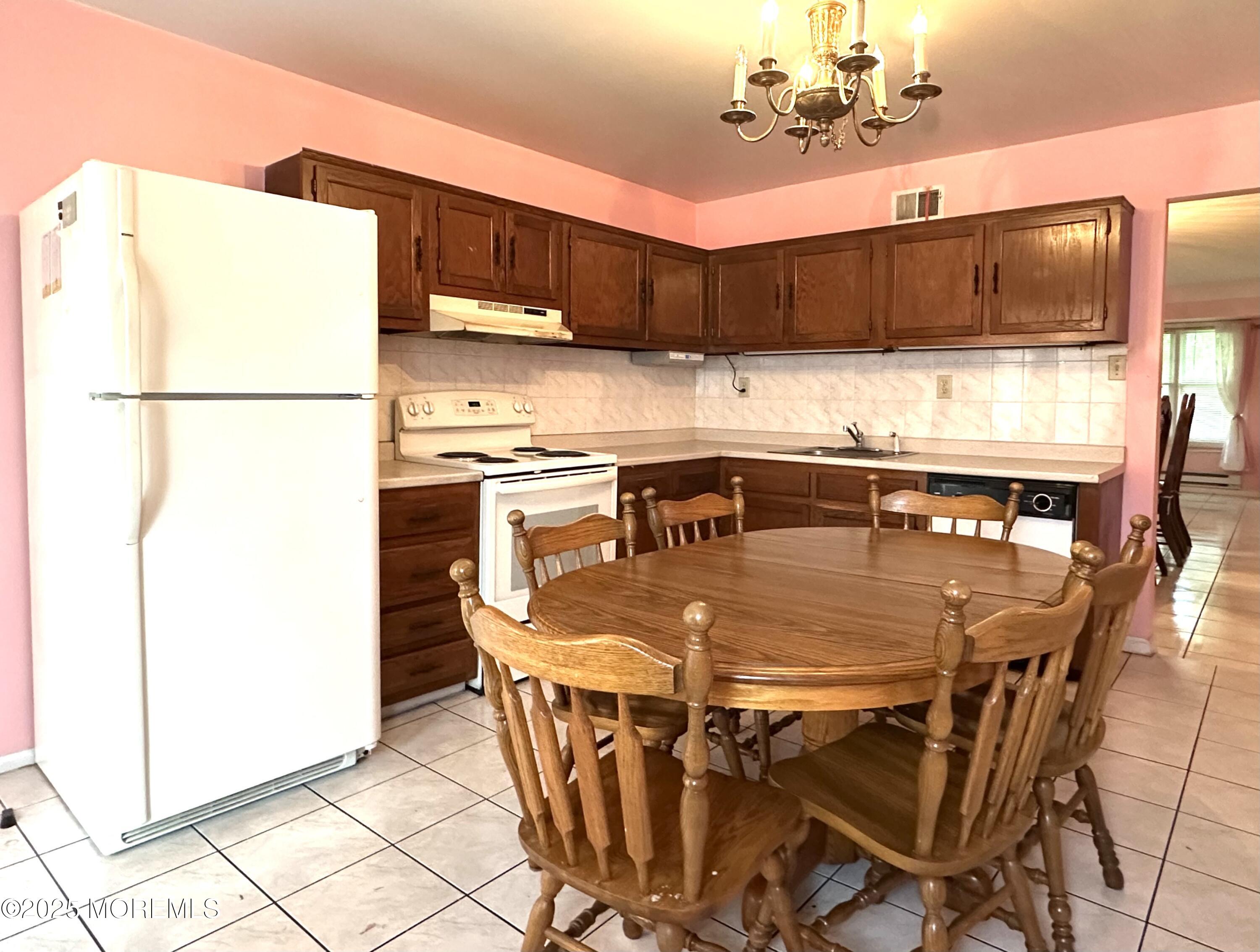 86 Jamestown Road, Unit C Freehold, NJ 07728 - Photo 3 of 32 Kitchen