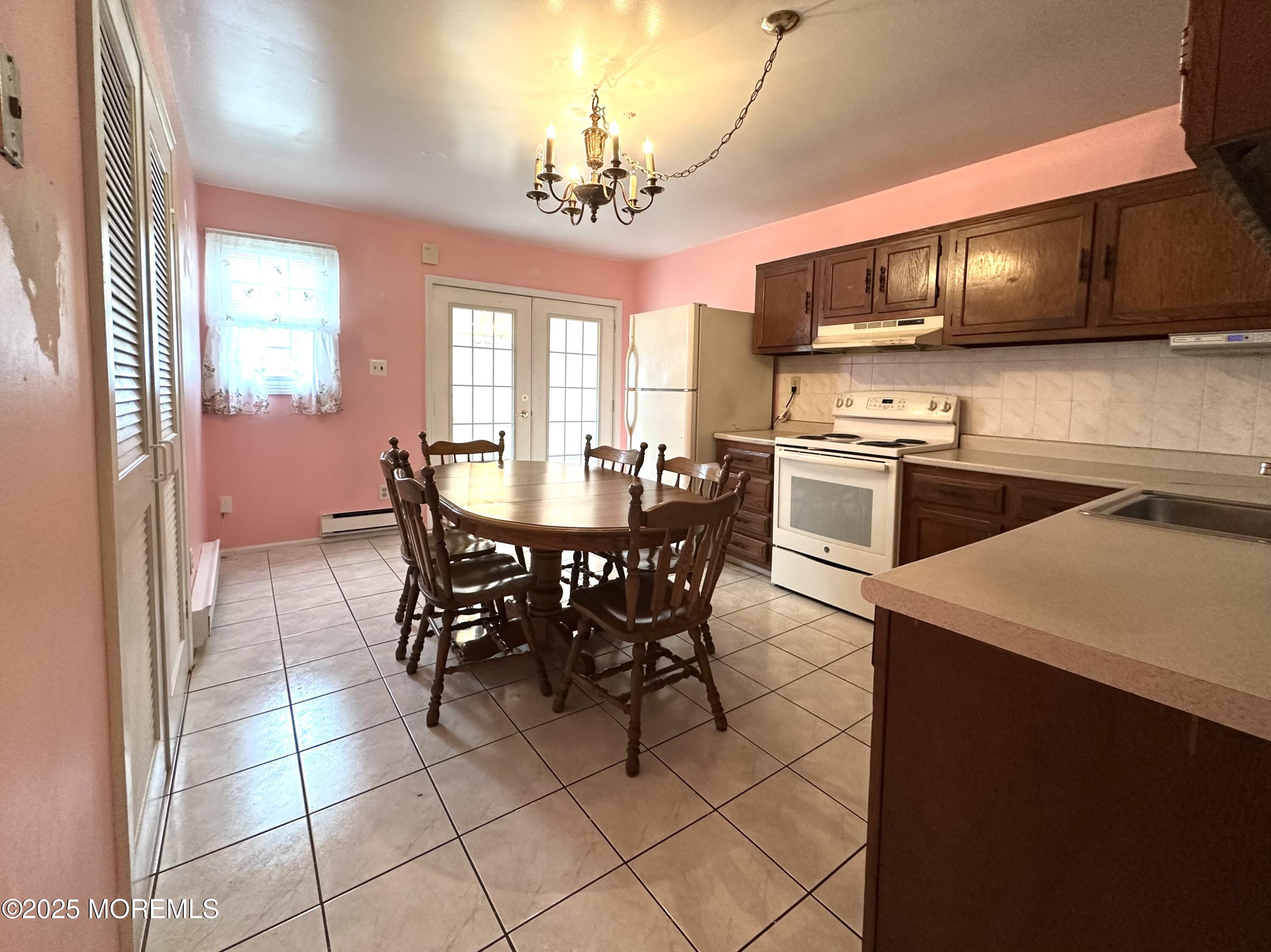 86 Jamestown Road, Unit C Freehold, NJ 07728 - Photo 4 of 32 Kitchen