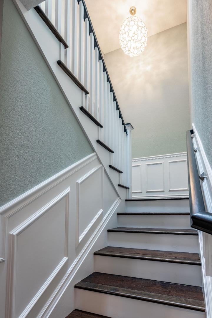 10 Merion Road Half Moon Bay, CA 94019 - Photo 17 of 39 a view of entryway