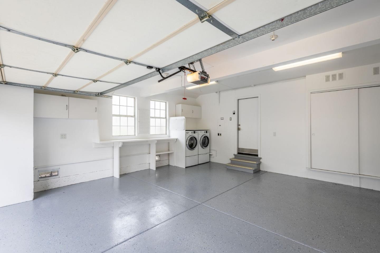 10 Merion Road Half Moon Bay, CA 94019 - Photo 29 of 39 a view of empty room with windows and cabinet