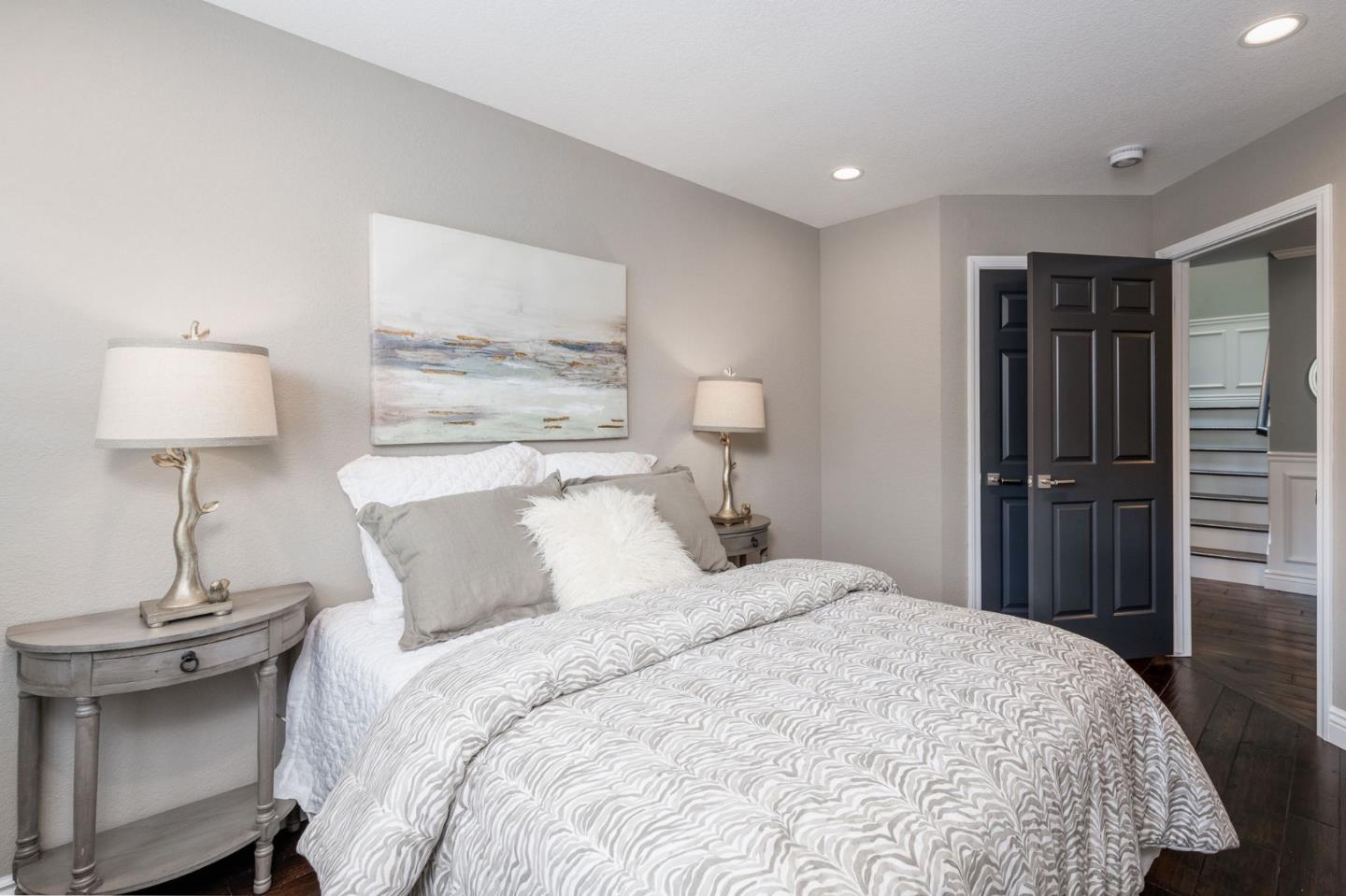 10 Merion Road Half Moon Bay, CA 94019 - Photo 6 of 39 a bedroom with a bed and a lamp