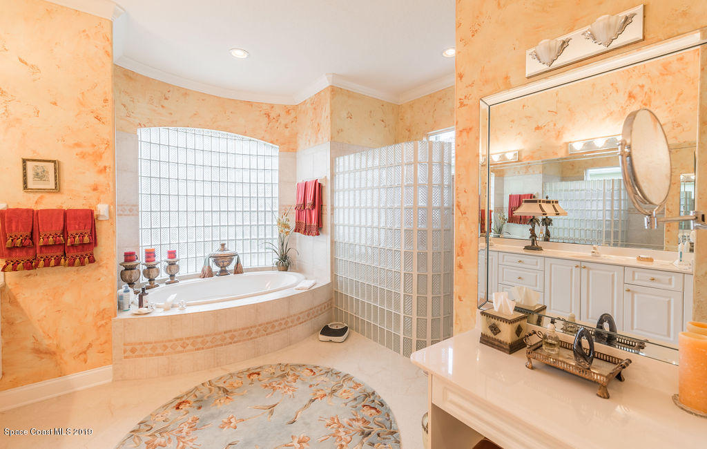 4111 Stoney Point Road Melbourne, FL 32940 - Photo 33 of 42 Master Bath