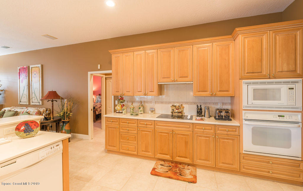 4111 Stoney Point Road Melbourne, FL 32940 - Photo 9 of 42 4111StoneyPointRoad(81of168)-HDR