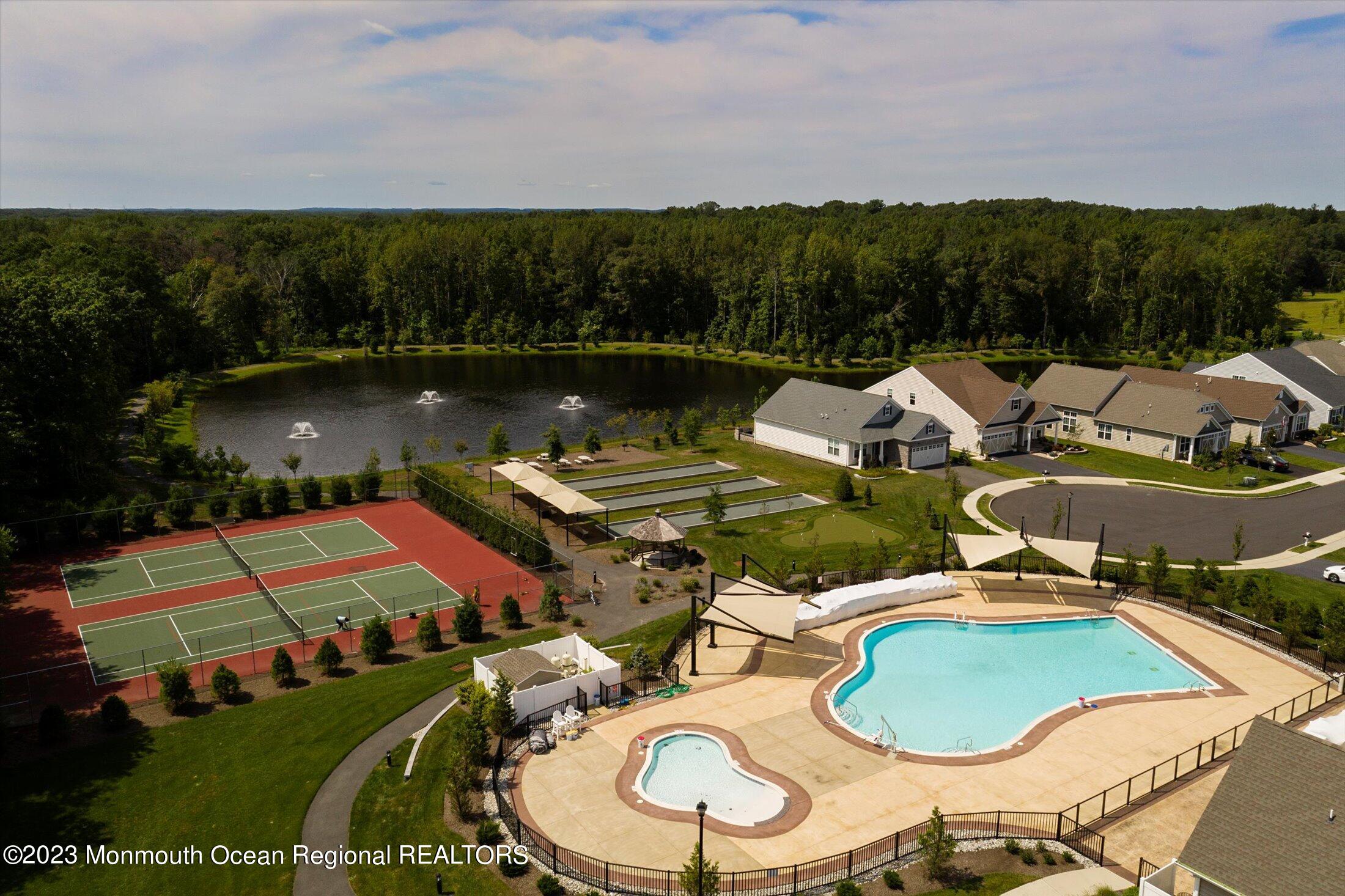 25 Harvest Ridge Road Howell, NJ 07731 - Photo 2 of 52 47-AMENITIES