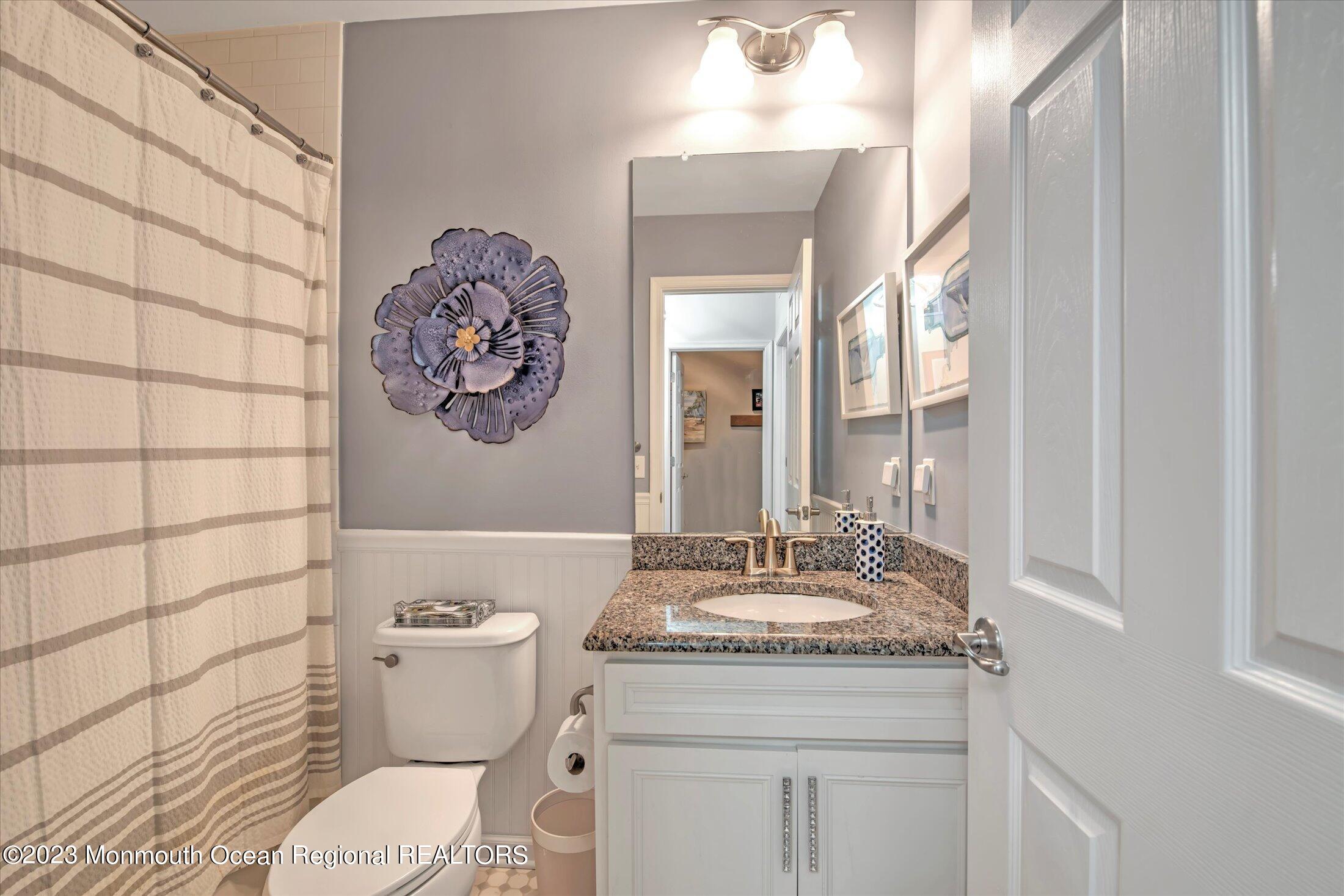 25 Harvest Ridge Road Howell, NJ 07731 - Photo 26 of 52 26-BATHROOM